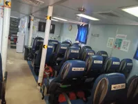 Ọkọ omi ti o mu ọja fún tà