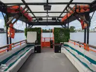 Ọkọ̀ ojú omi ìrìn-àjò fún tà