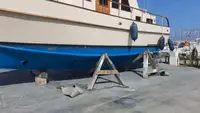 Ọkọ̀ tí ó mú epo / kemikali fún tà