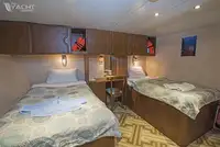 Ọkọ̀ ojú omi ìrìn-àjò fún tà