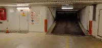 Ọkọ̀ tí ó mú epo fún tà