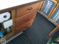 Ọkọ̀ ojú omi kékeré fún tà