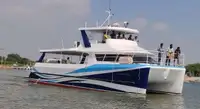 Ọkọ̀ ọpọlọpọ̀ ènìyàn fún tà