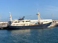 Yacht fún tà