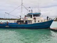 Ọkọ̀ tí ó mú ẹja fún tà