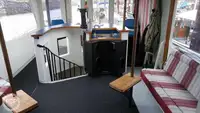 Ọkọ̀ ojú omi kékeré fún tà