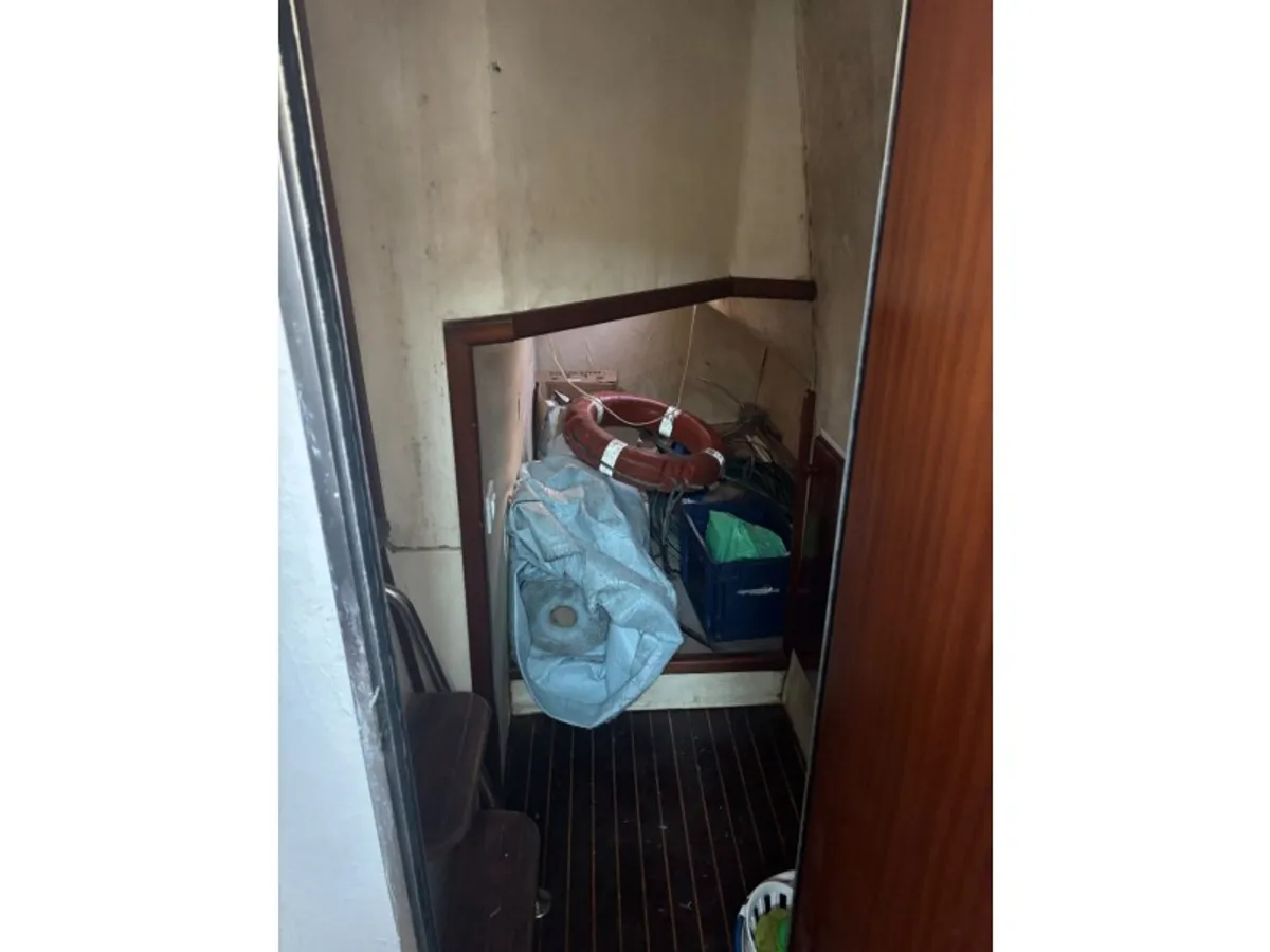 Àwọn ọkọ oju-omi ìṣẹ́ fún tà
