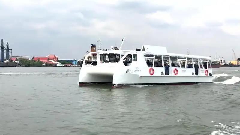 Catamaran fún tà