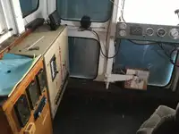 Ọkọ̀ ojú omi tí ó mú ìdọ̀tí fún tà