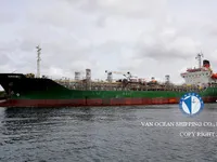 Ọkọ̀ tí ó mú epo / kemikali fún tà