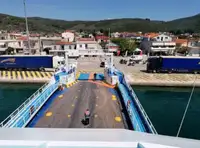 Ọkọ̀ ọpọlọpọ̀ ènìyàn fún tà