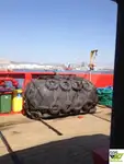 Ọkọ omi ti o mu ọja fún tà