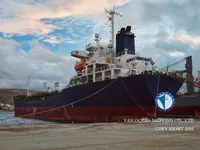 Ọkọ̀ tí ó mú epo / kemikali fún tà