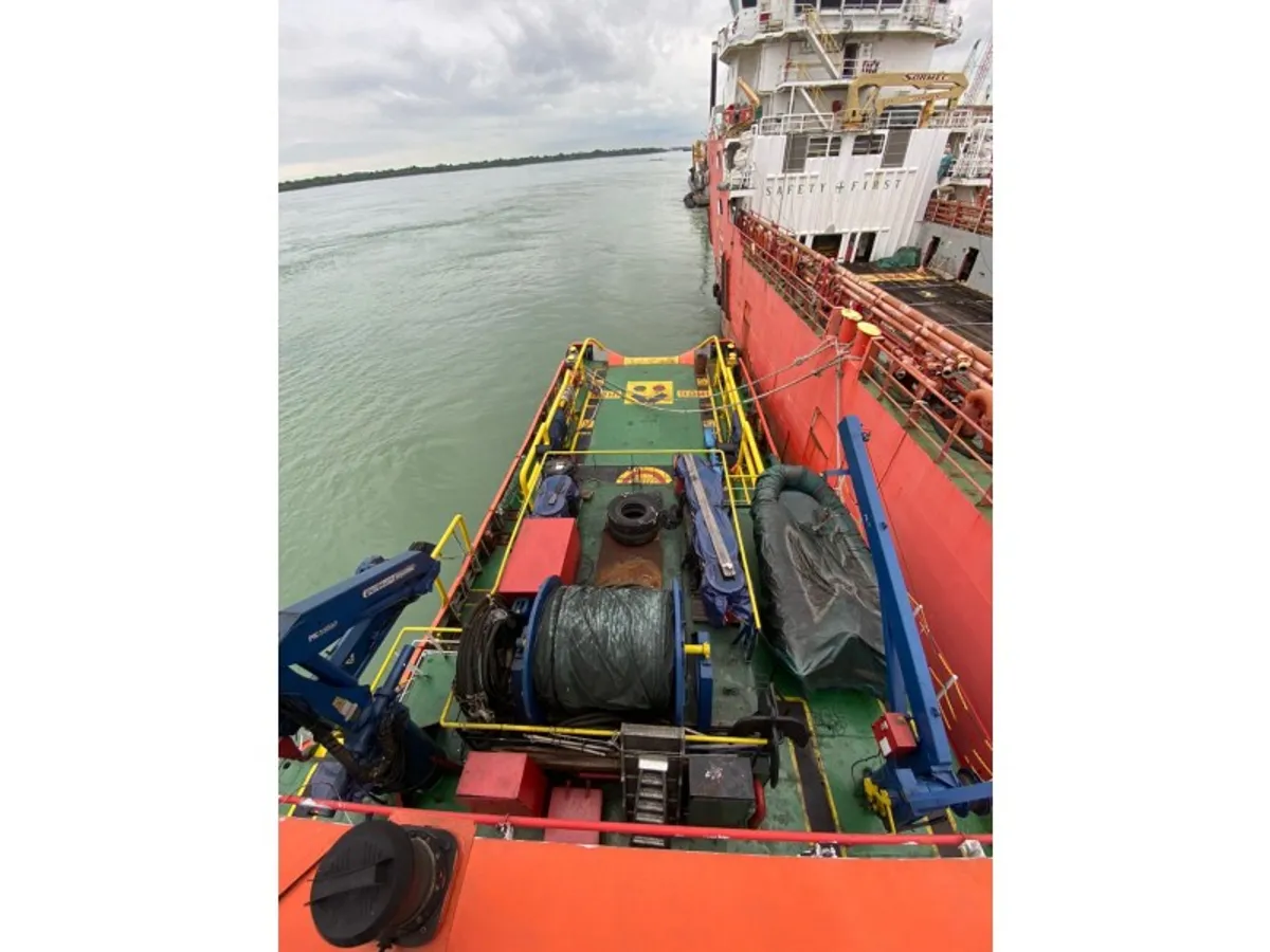 Anchor Handling Tug Supply (AHTS) fún tà