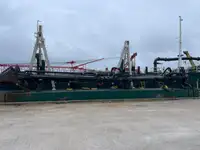 Ọkọ̀ ojú omi tí ó mú ìdọ̀tí fún tà