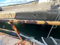Ọkọ̀ tí ó mú epo / kemikali fún tà