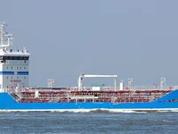 Ọkọ̀ tí ó mú epo / kemikali fún tà