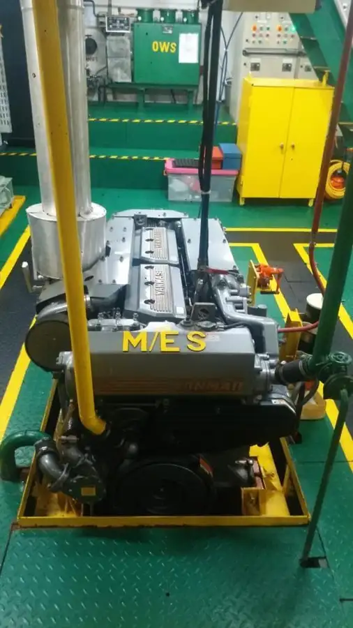 Ọkọ omi Landing, Tank fún tà