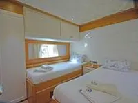 Yacht fún tà