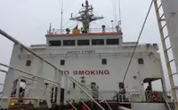 Ọkọ̀ tí ó mú epo / kemikali fún tà