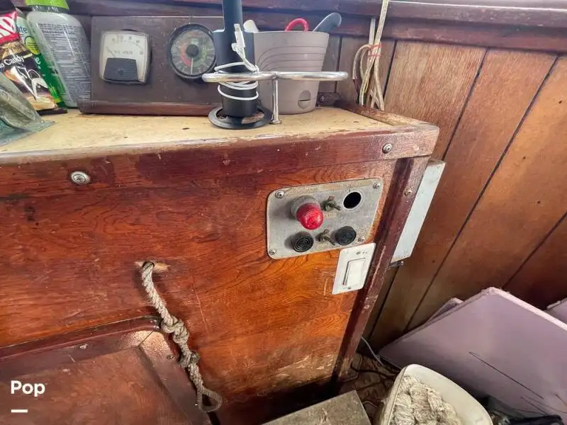 Ọkọ̀ tí ó mú ẹja fún tà