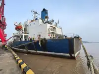 Ọkọ̀ tí wọn fi maa ń gbé ohun èlò tí ó ní ìdáná fún tà