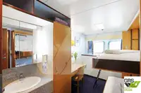 Ọkọ̀ ojú omi ìrìn-àjò fún tà