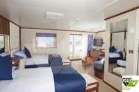 Ọkọ̀ ojú omi ìrìn-àjò fún tà