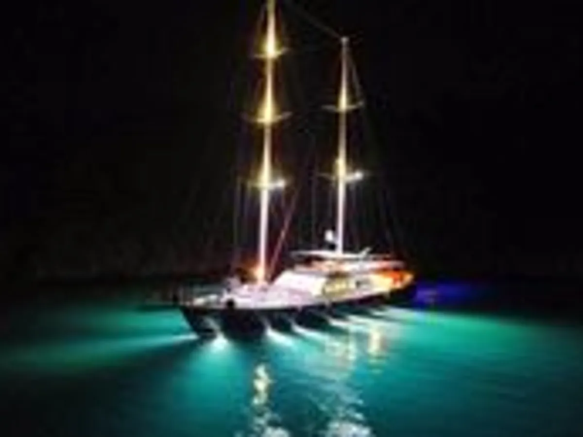 Yacht fún tà