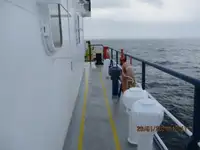 Ọkọ̀ tí wọn fi maa ń gbé ohun èlò tí ó ní ìdáná fún tà