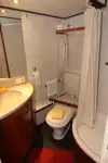 Ọkọ̀ ojú omi ìrìn-àjò fún tà