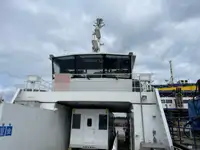 Ọkọ̀ ojú omi tí ó mú àwọn ìkọ́kọ̀ fún tà