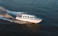 Ọkọ̀ ojú omi ìrìn-àjò fún tà