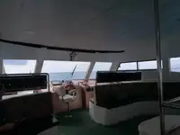 Ọkọ̀ ọpọlọpọ̀ ènìyàn fún tà