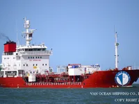 Ọkọ̀ tí ó mú epo / kemikali fún tà