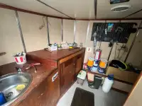 Àwọn ọkọ oju-omi ìṣẹ́ fún tà