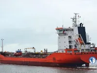 Ọkọ̀ tí ó mú epo / kemikali fún tà