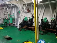 Ọkọ̀ tí ó mú epo / kemikali fún tà