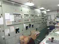 Ọkọ̀ tí wọn fi maa ń gbé ohun èlò tí ó ní ìdáná fún tà