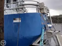 Ọkọ̀ ojú omi kékeré fún tà