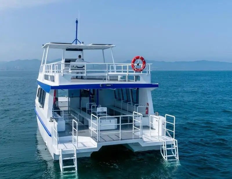 Catamaran fún tà