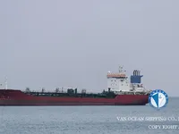 Ọkọ̀ tí ó mú epo / kemikali fún tà
