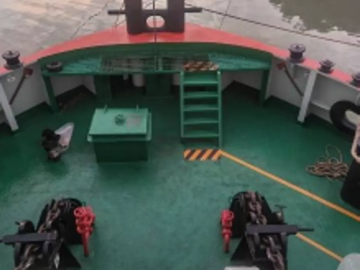Anchor Handling Tug Supply (AHTS) fún tà