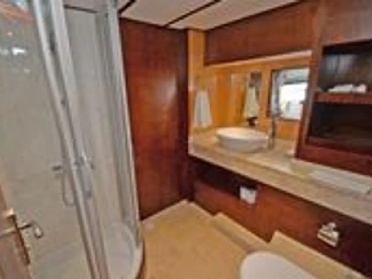 Yacht fún tà