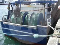 Ọkọ̀ ojú omì fún iṣẹ́ gbigbé àwọn ẹja fún tà