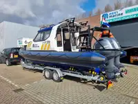 Ọkọ̀ ojú omi tí ó mú àwọn ìkọ́kọ̀ fún tà