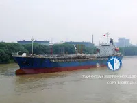 Ọkọ̀ tí ó mú epo / kemikali fún tà
