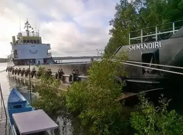 Ọkọ omi Landing, Tank fún tà