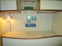Ọkọ̀ tí ó mú ẹja pọ̀ fún tà