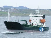 Ọkọ̀ tí ó mú epo / kemikali fún tà